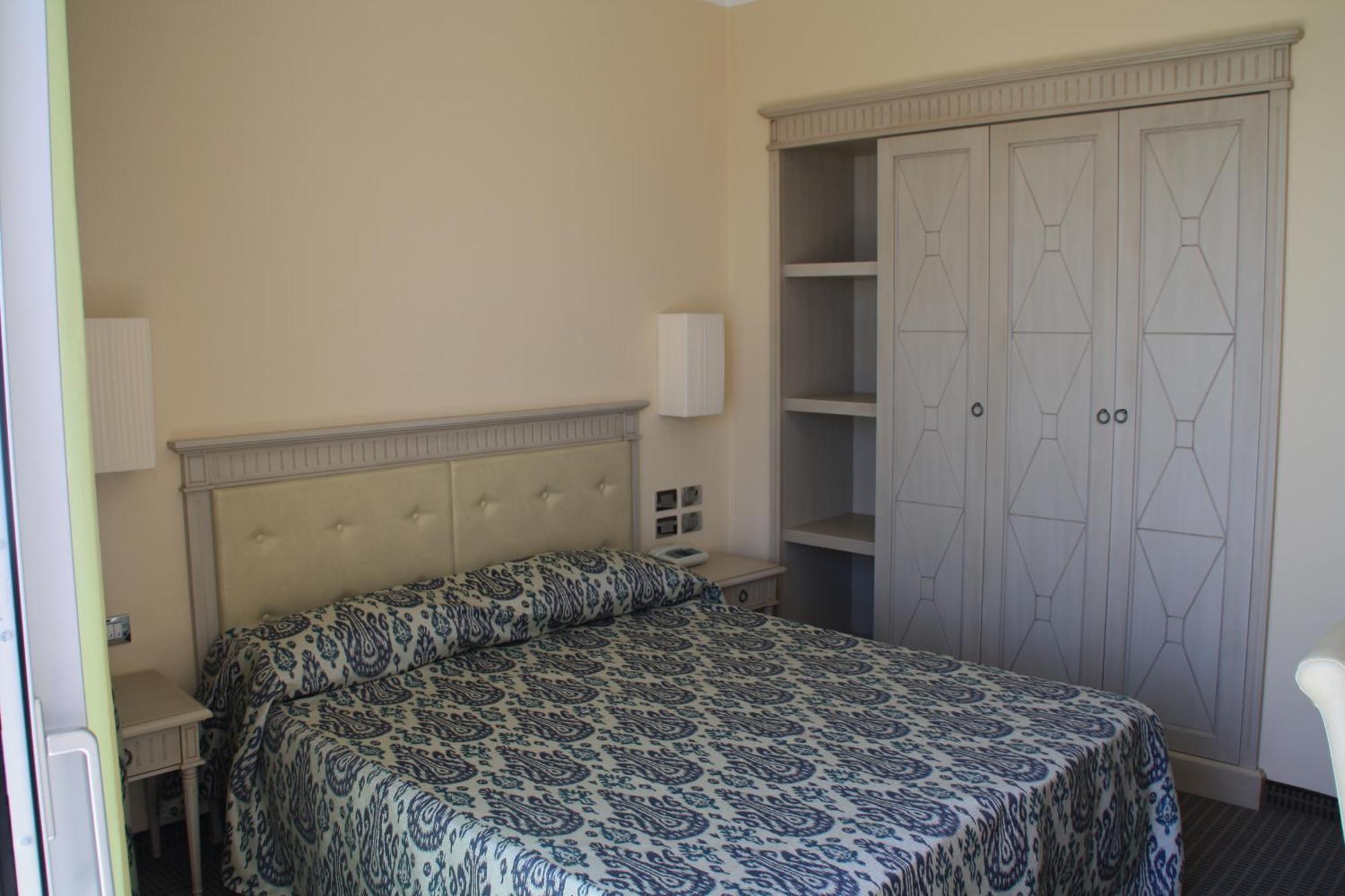 Hotel Villaggio Club Altalia Brancaleone Buitenkant foto