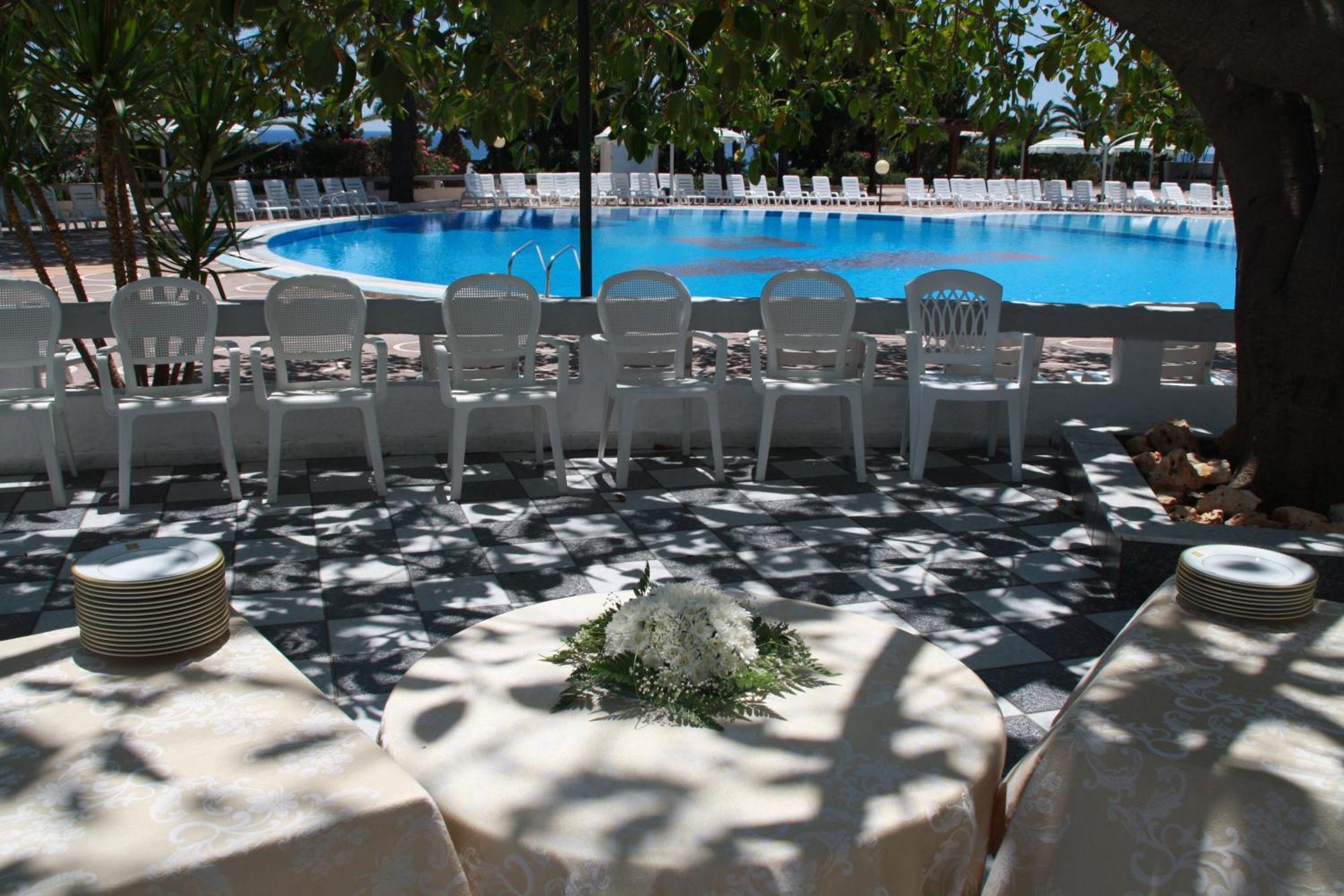 Hotel Villaggio Club Altalia Brancaleone Buitenkant foto