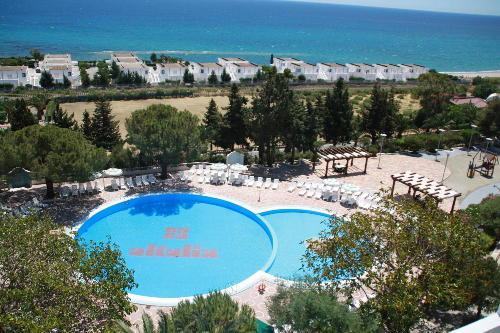 Hotel Villaggio Club Altalia Brancaleone Buitenkant foto