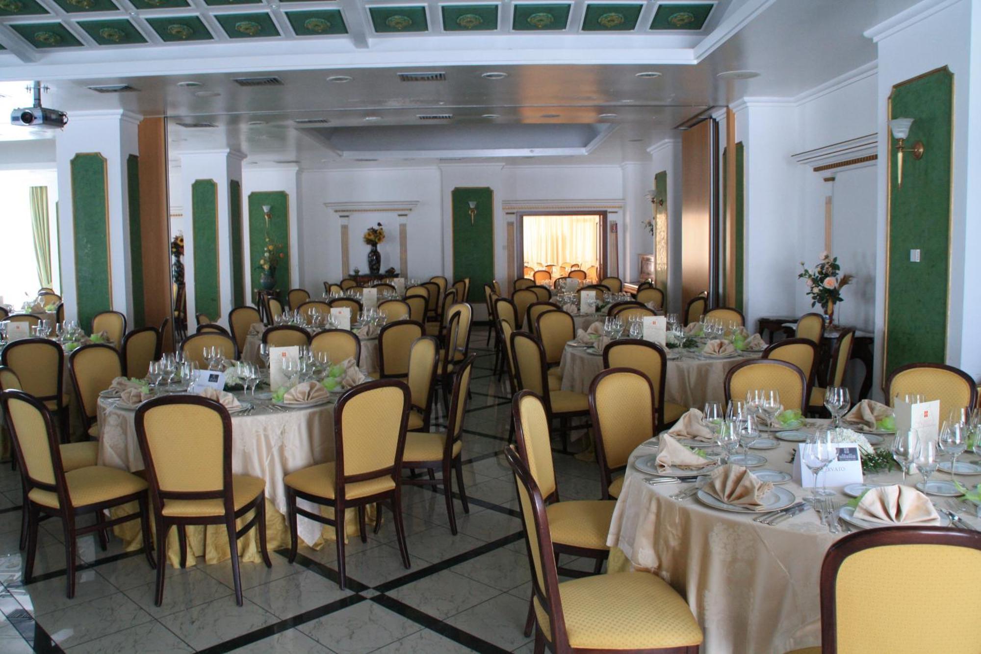 Hotel Villaggio Club Altalia Brancaleone Buitenkant foto