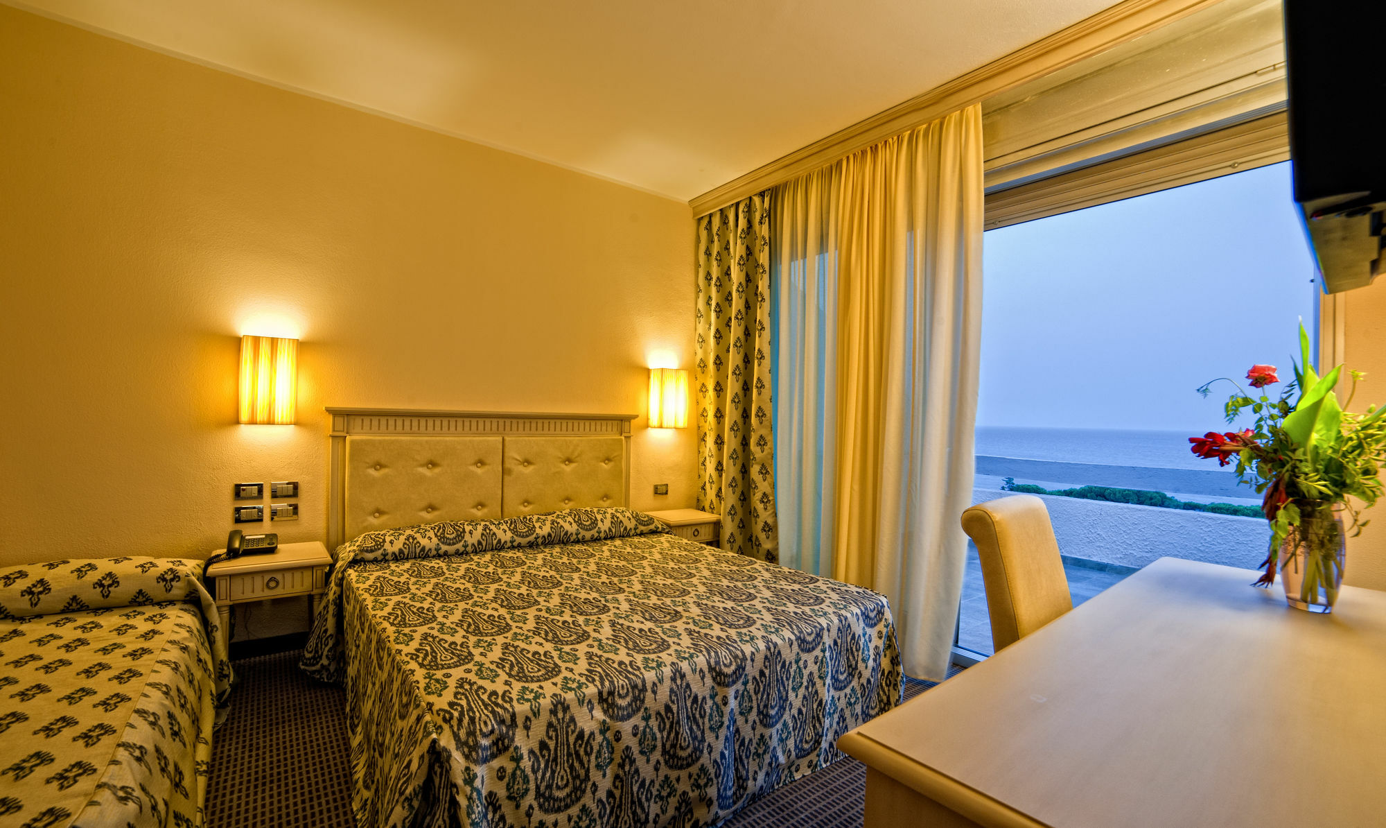 Hotel Villaggio Club Altalia Brancaleone Buitenkant foto